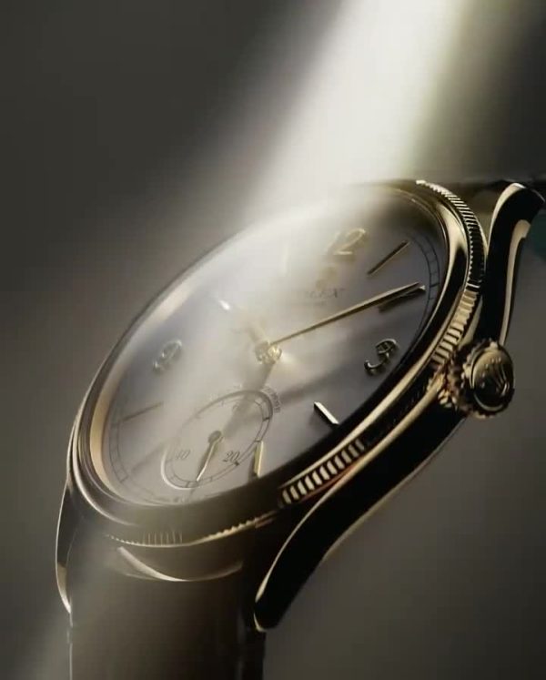 1908-(39 mm, 18 ct yellow gold, polished finish)
