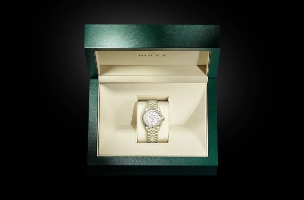LADY-DATEJUST-(Oyster, 28 mm, yellow gold)