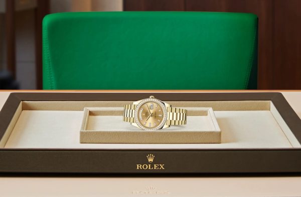 DAY-DATE 40-（Oyster, 40 mm, yellow gold and diamonds）