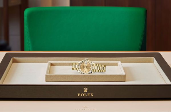 LADY-DATEJUST-(Oyster, 28 mm, yellow gold)