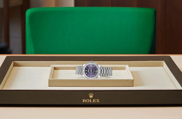 DATEJUST 31-(Oyster, 31 mm, white gold and diamonds)