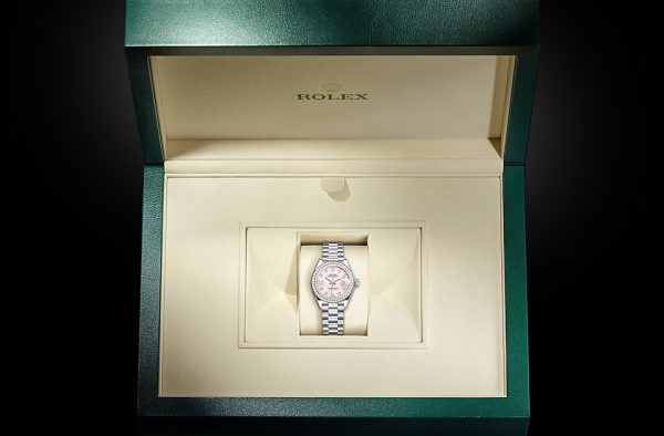 LADY-DATEJUST-(Oyster, 31 mm, white gold and diamonds)