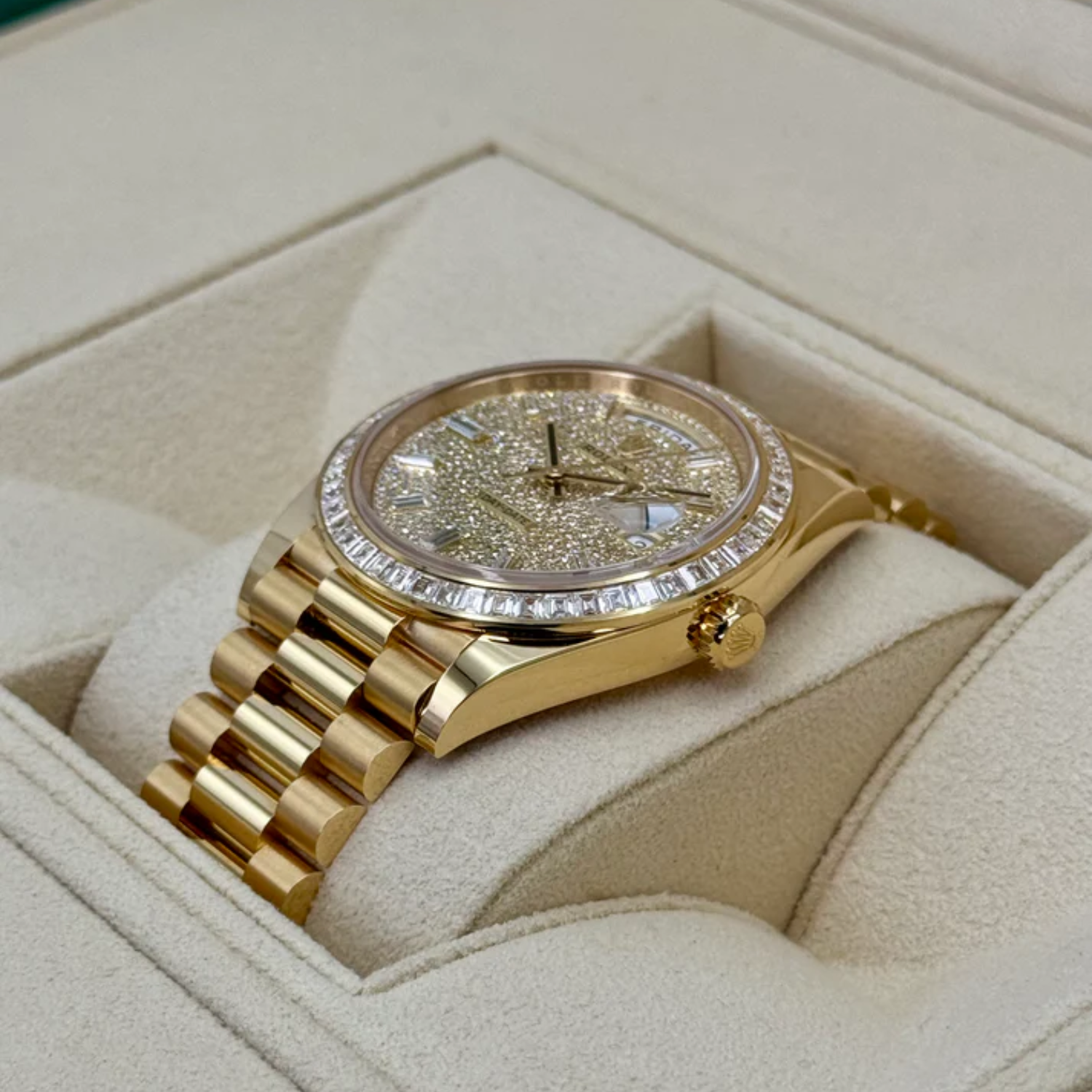 Rolex Day-Date 40mm 18K Yellow Gold Champagne Diamonds Dial 228398tbr-0036 - Image 3