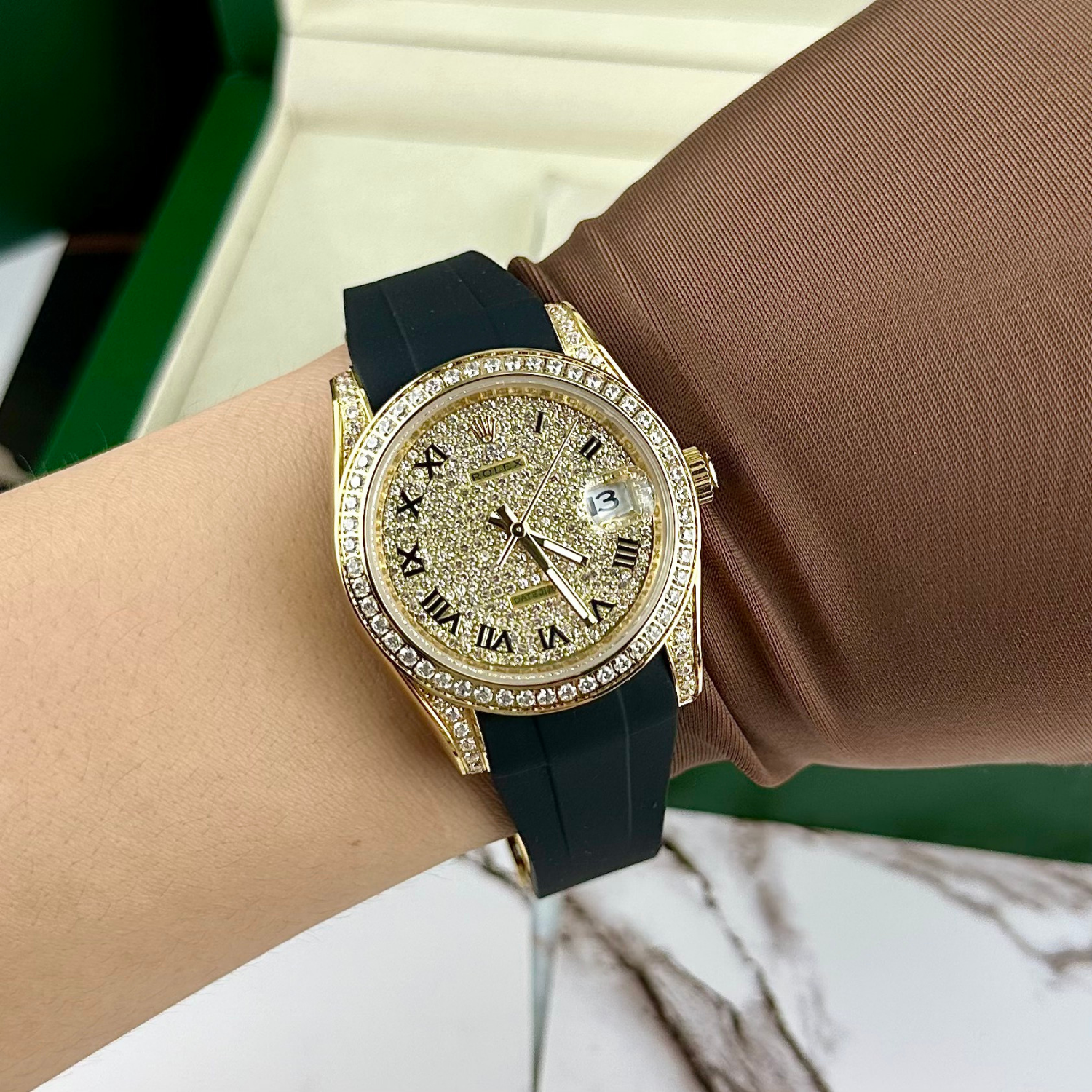 Rolex Datejust 40mm Diamond-Paved Dial Yellow Gold Men Watches - Image 10