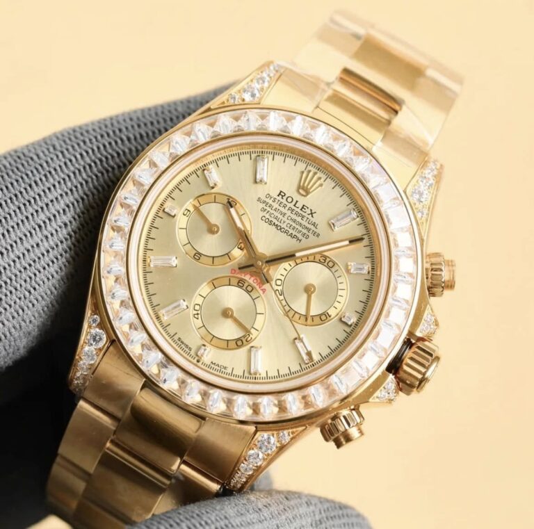 Rolex Daytona 18K Yellow Gold Gold Sundust Dial Diamond Bezel Oyster Bracelet 40 mm 126598TBR - Image 3