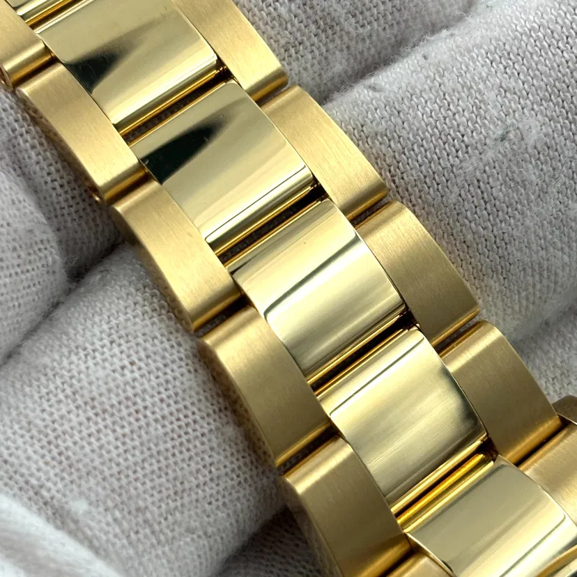 Rolex Daytona 40mm Yellow Gold Golden Dial Champagne m126508-0005 - Image 5