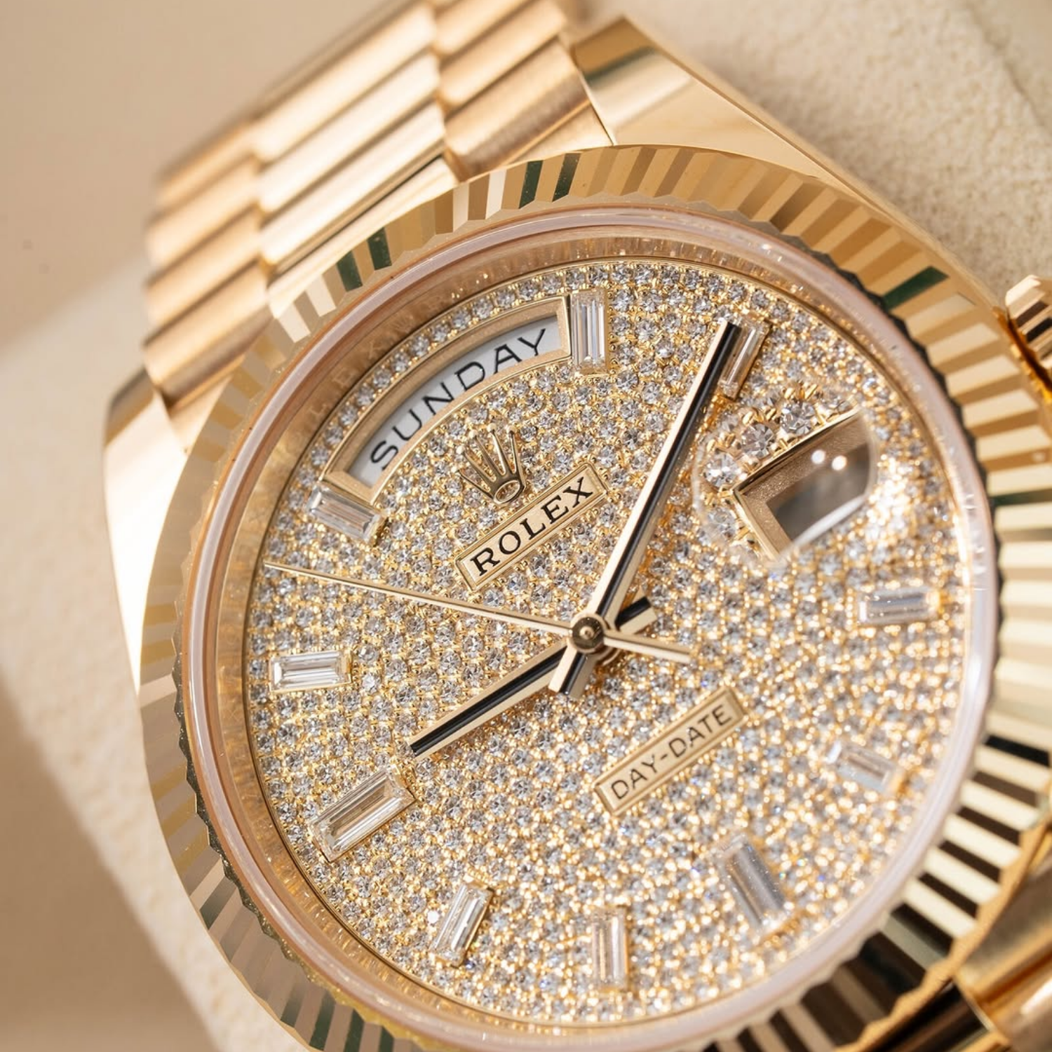 Rolex Day-Date 40 President Yellow Gold Diamond Paved Dial 228238-0054 - Image 2