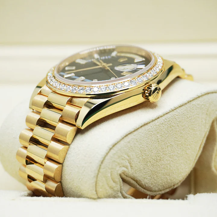 Rolex Day-Date 40 Presidential 228348RBR Diamond Bezel Baguette Onyx Dial - Image 5