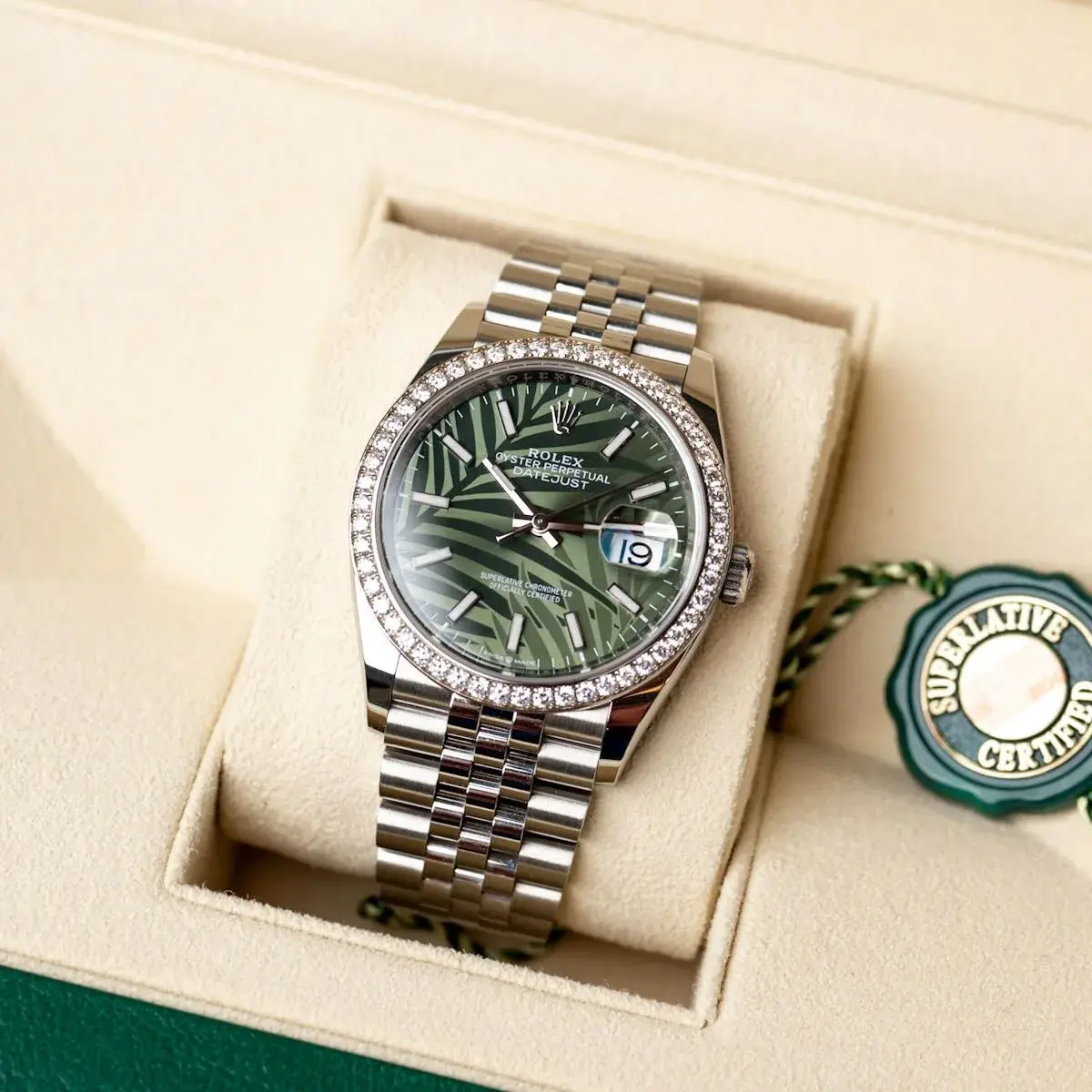 Rolex Datejust 36 M126284RBR-0039 ?C Olive Green Palm Motif Dial Diamond Bezel - Image 3