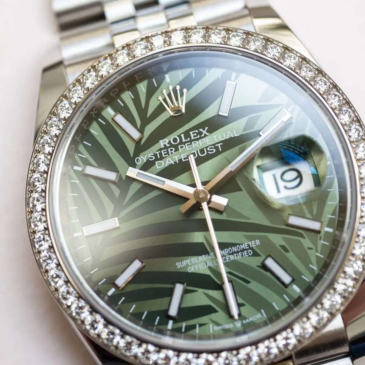 Rolex Datejust 36 M126284RBR-0039 ?C Olive Green Palm Motif Dial Diamond Bezel - Image 6