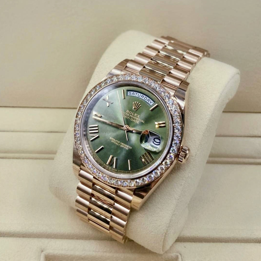 Rolex Day-Date President 40mm Everose Gold Olive Green Roman Dial Diamond Bezel ?C 228345RBR ?C New 2025 - Image 7