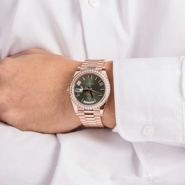 Rolex Day-Date President 40mm Everose Gold Olive Green Roman Dial Diamond Bezel ?C 228345RBR ?C New 2025 - Image 10