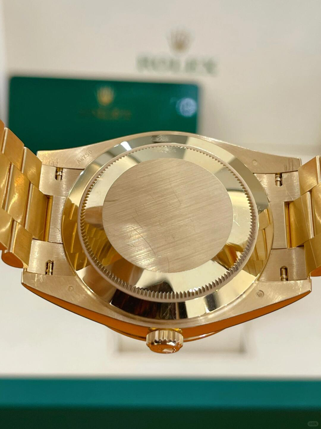 Rolex Day-Date 40mm Yellow Gold Onyx Baguette Diamond Dial Baguette Bezel m228398tbr-0001 - Image 8