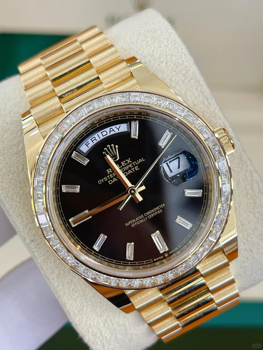 Rolex Day-Date 40mm Yellow Gold Onyx Baguette Diamond Dial Baguette Bezel m228398tbr-0001 - Image 6