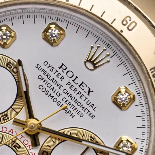 Rolex Oyster Perpetual Cosmograph Daytona 40mm 16523 - Image 5