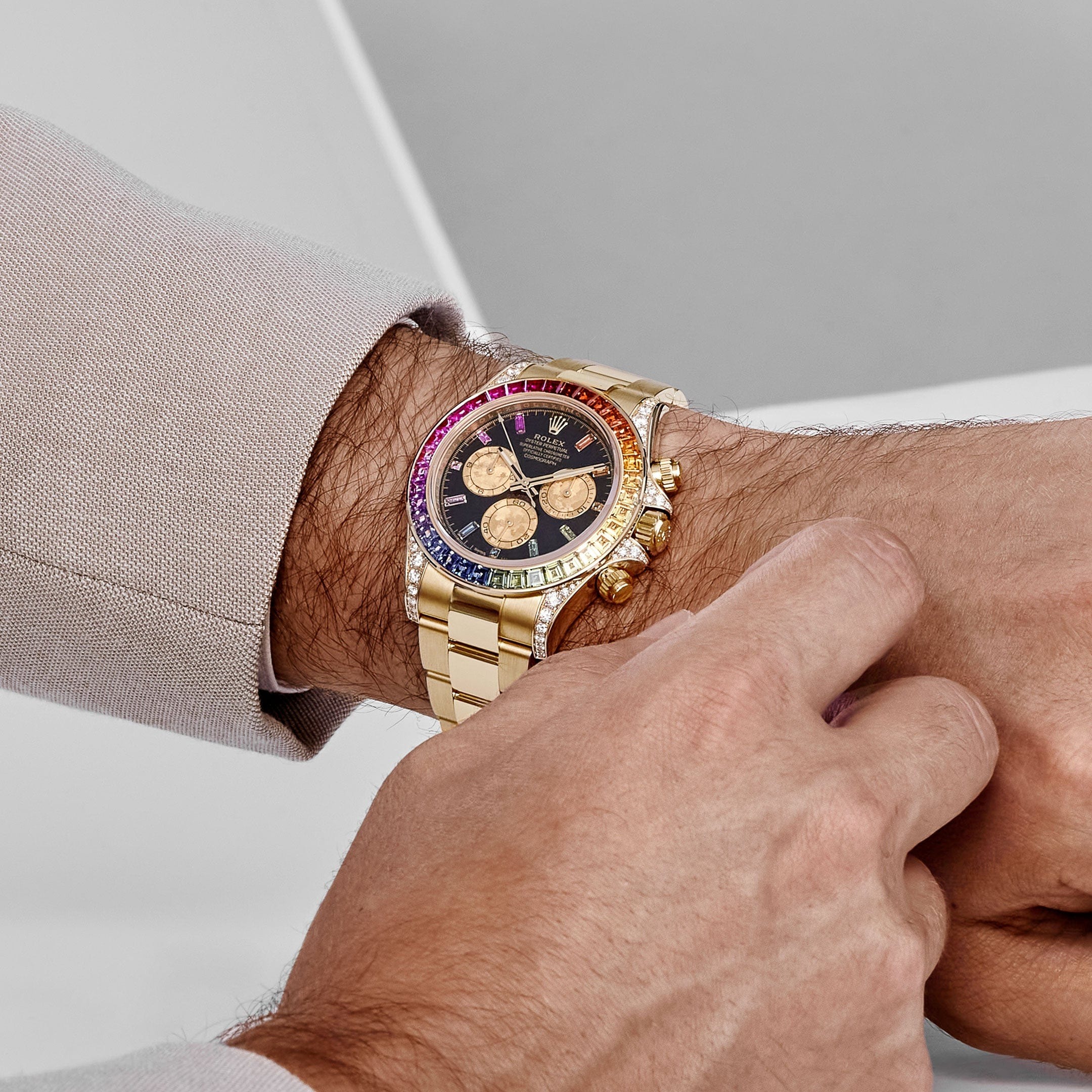 Rolex Daytona 126598RBOW 40mm Rainbow Yellow Gold Black Dial Sapphire Bezel - Image 2