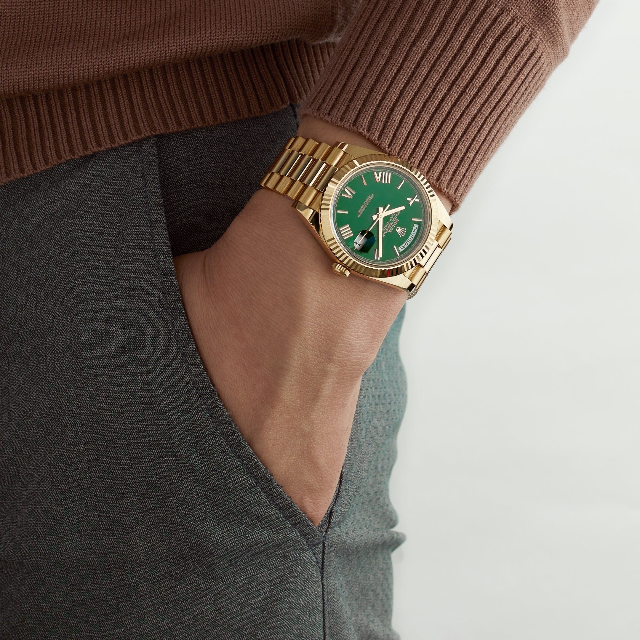 Rolex Day-Date 40mm Green Roman Yellow Gold 228238 - Image 2