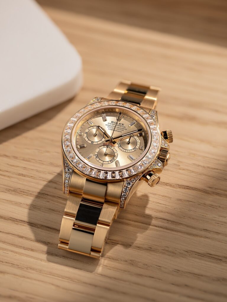 Rolex Daytona 18K Yellow Gold Gold Sundust Dial Diamond Bezel Oyster Bracelet 40 mm 126598TBR - Image 5