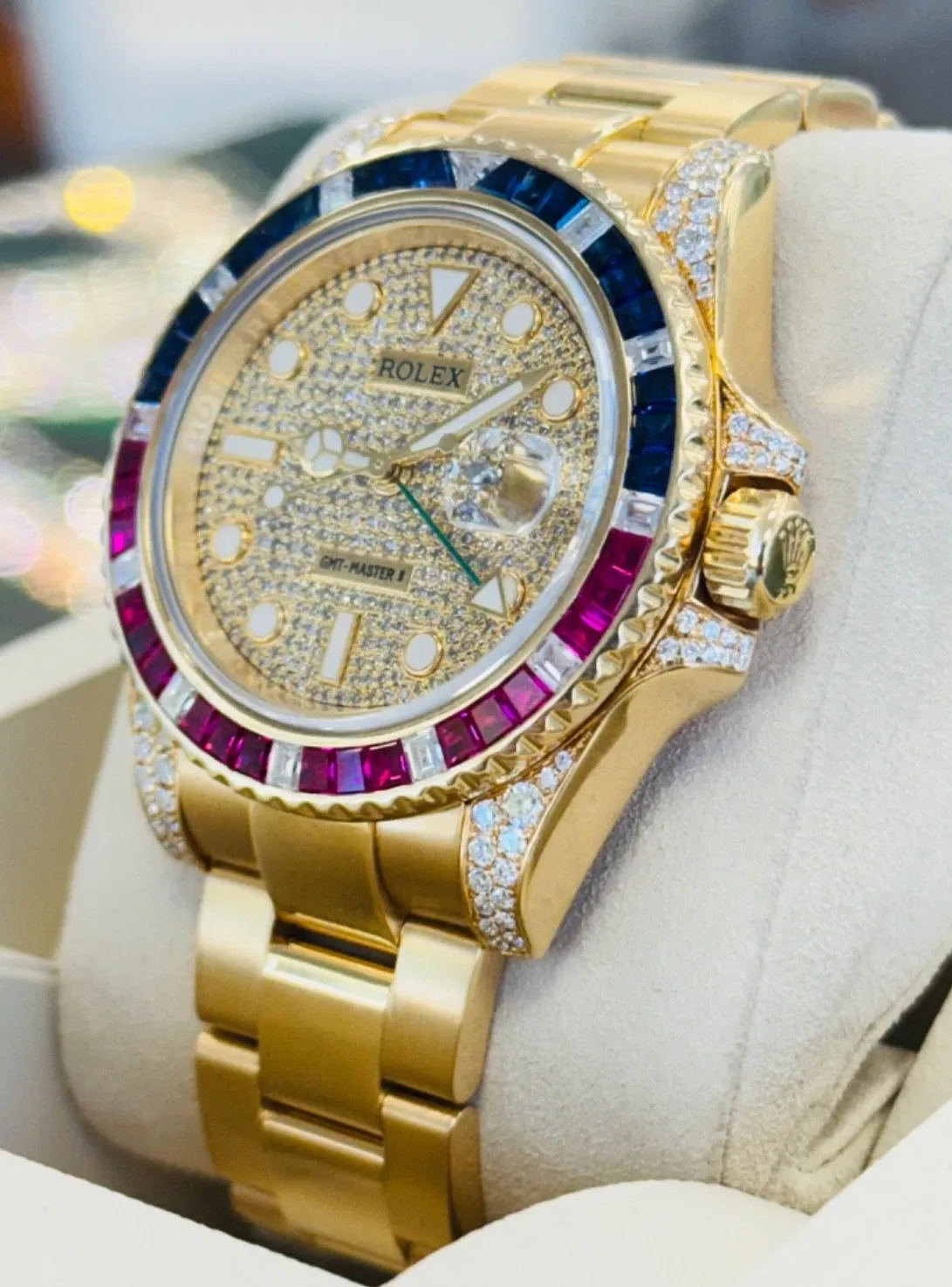 Rolex GMT-Master II 40mm Yellow Gold Pepsi Bezel Diamond Set Watch 116718LN - Image 3
