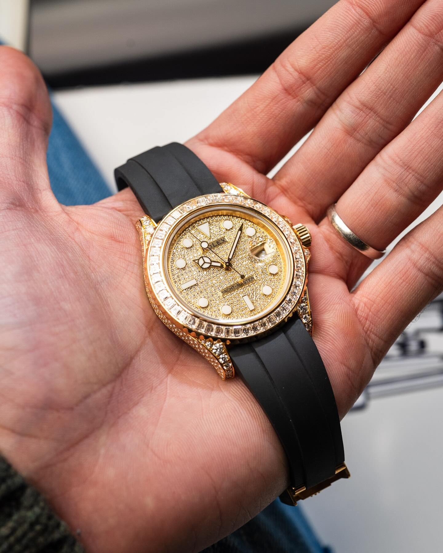 Rolex Yacht-Master 226668TBR, 18K Yellow Gold, Pave Index Dial, Oysterflex Bracelet, 42 mm - Image 4