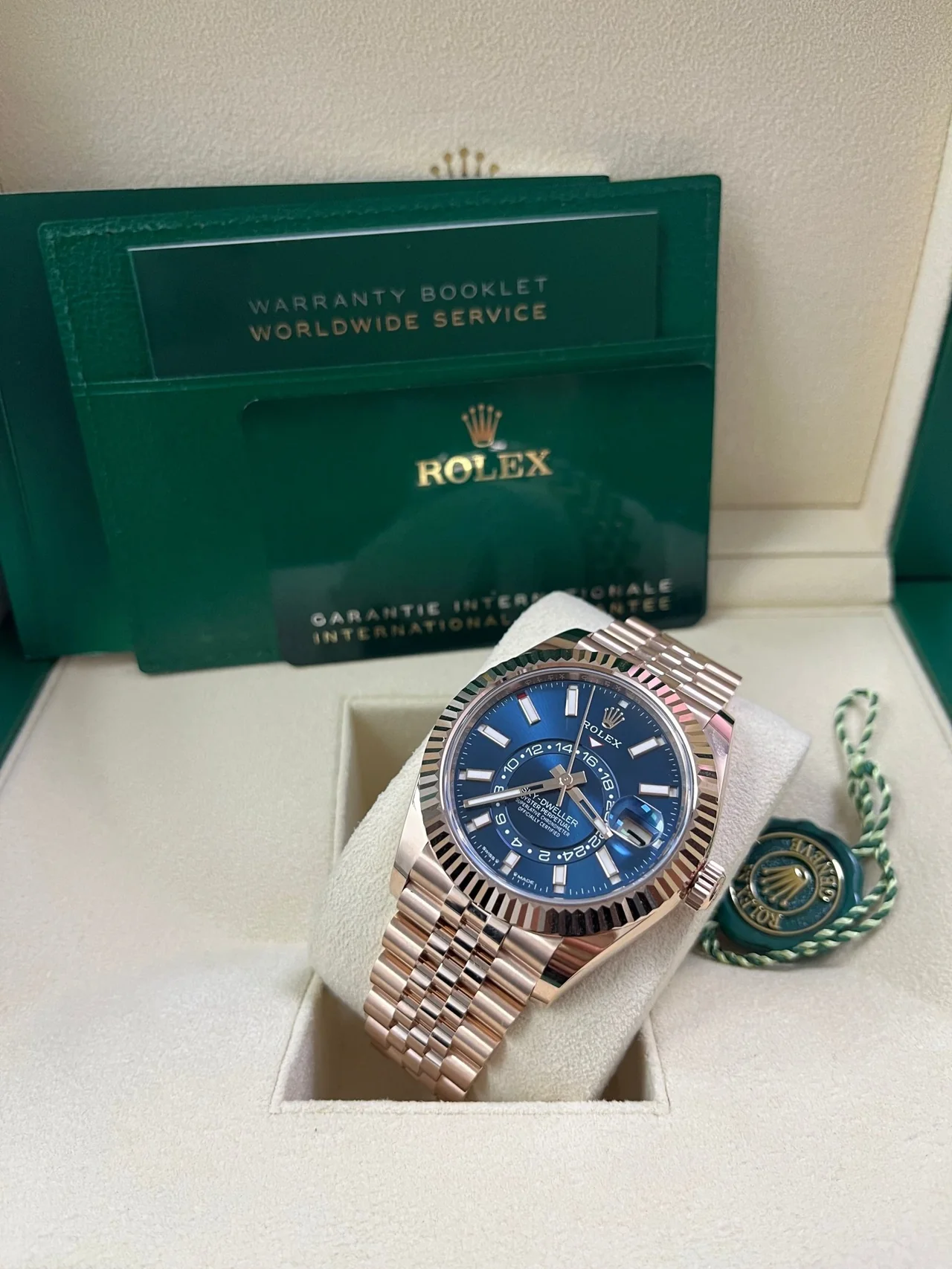 Rolex Sky-Dweller 42mm Blue Dial Rose Gold Jubilee Bracelet 336935 - Image 4
