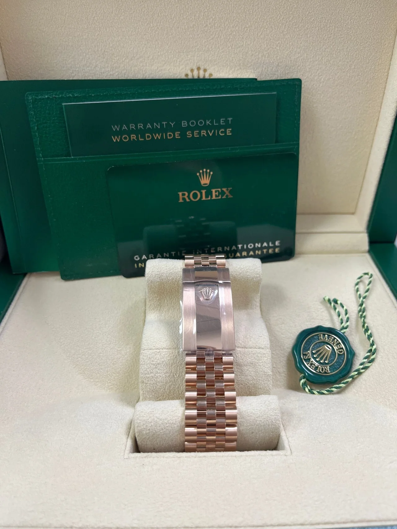 Rolex Sky-Dweller 42mm Blue Dial Rose Gold Jubilee Bracelet 336935 - Image 7