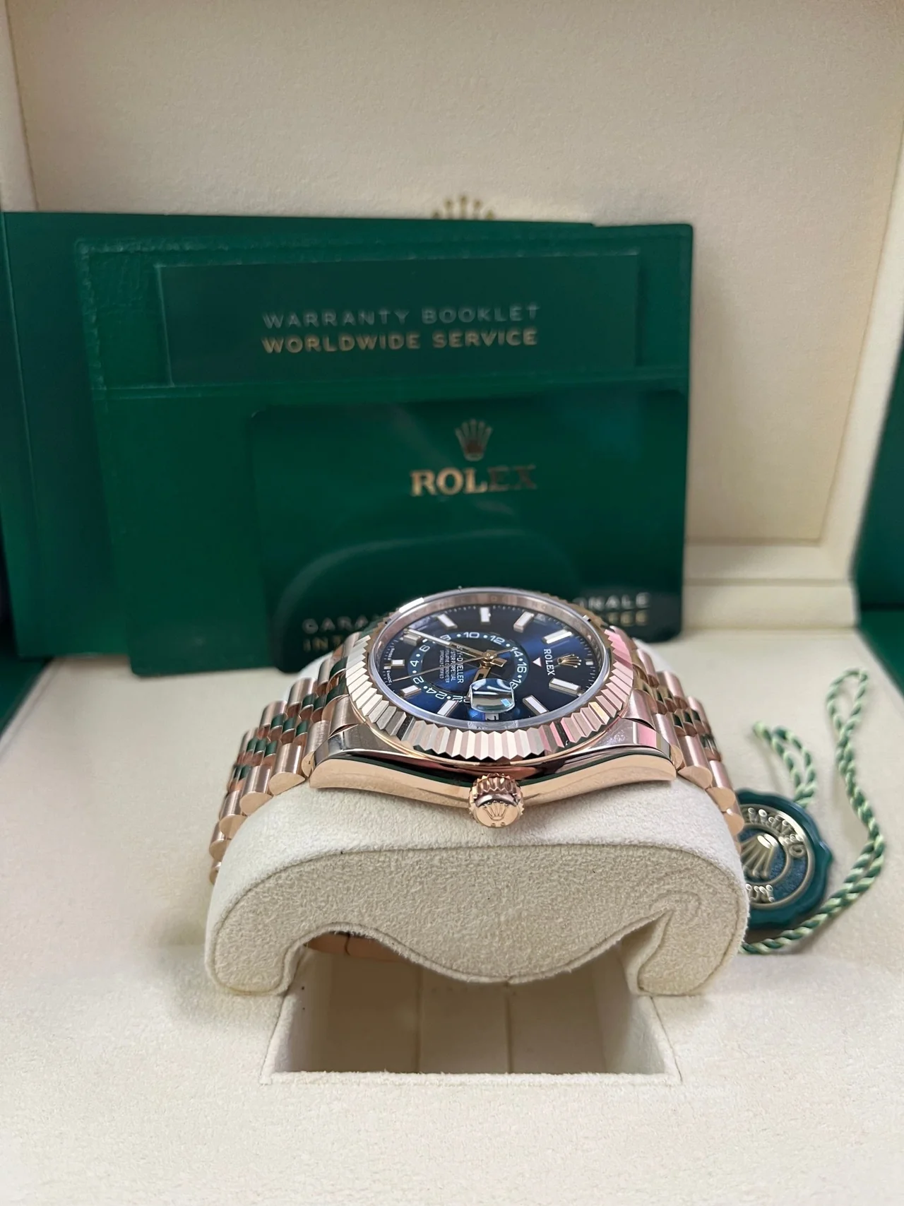 Rolex Sky-Dweller 42mm Blue Dial Rose Gold Jubilee Bracelet 336935 - Image 8