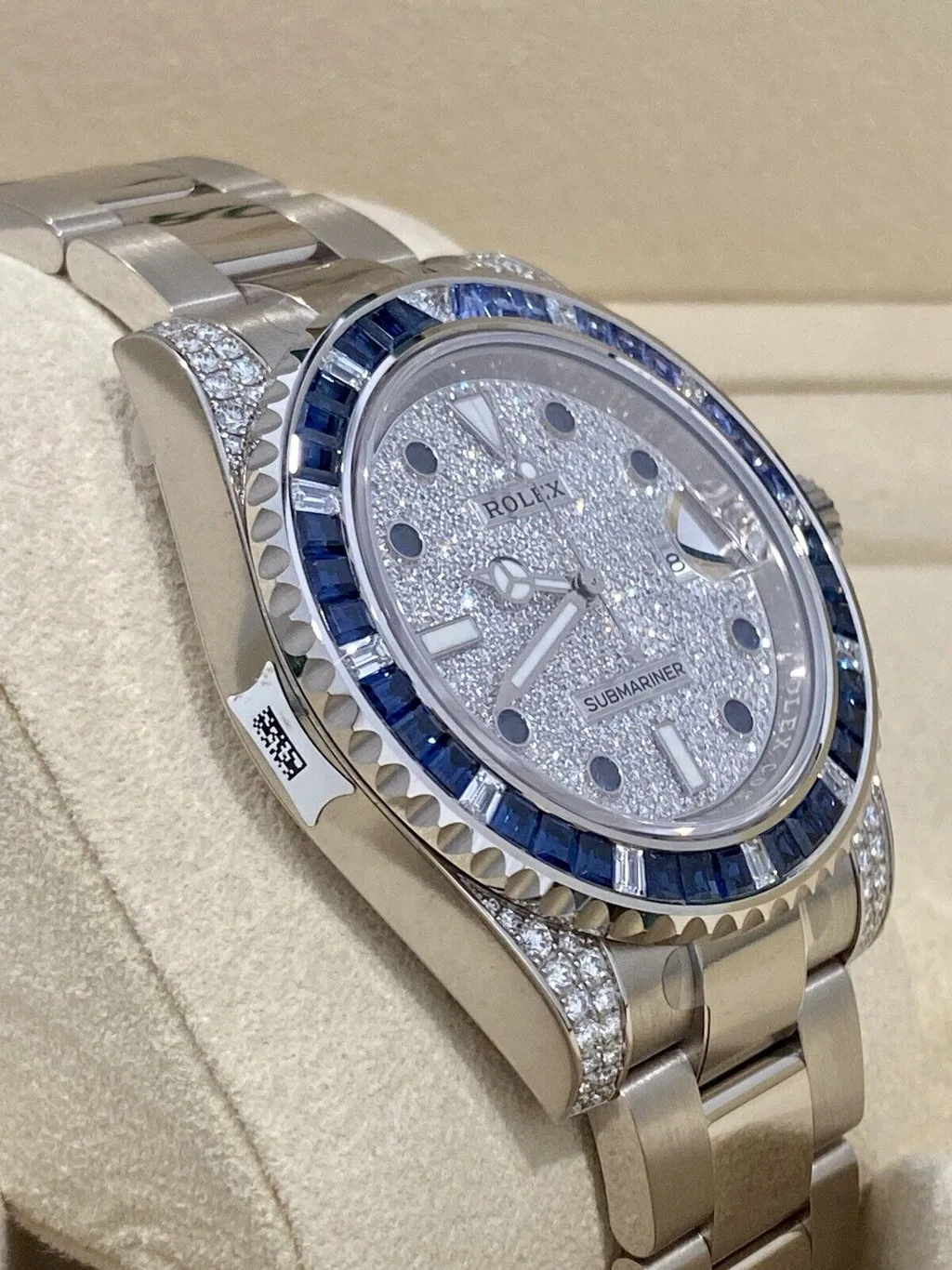 Rolex Submariner Date Watch 40mm ?C Sapphire And Diamond Bezel ?C Diamond Paved Dial ?C 116659SABR - Image 5